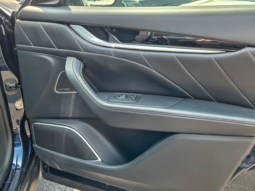 Used 2019 Bianco Maserati S GranSport image 33