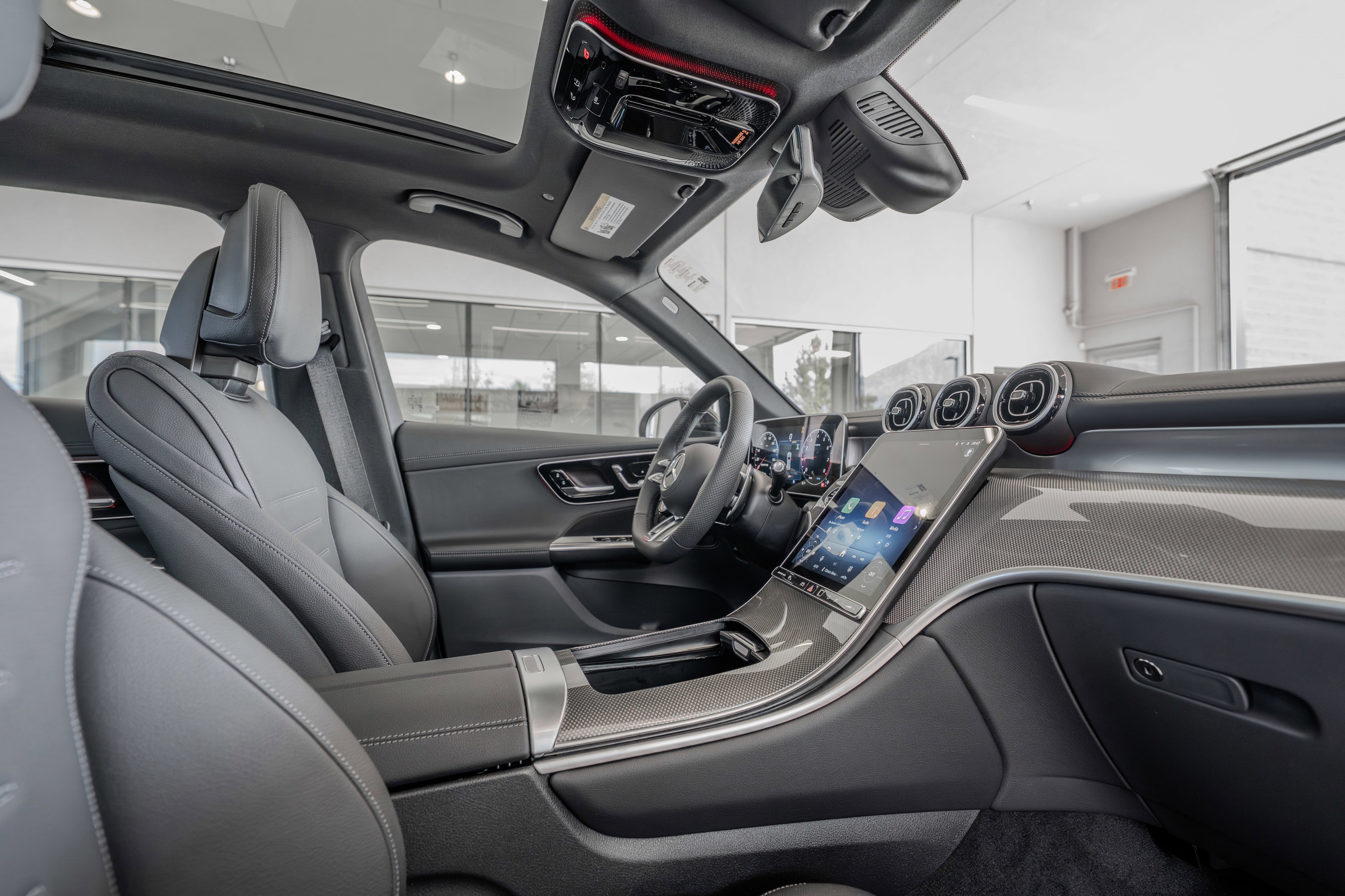 2025 Mercedes-Benz GLC AMG GLC43 - Photo 53