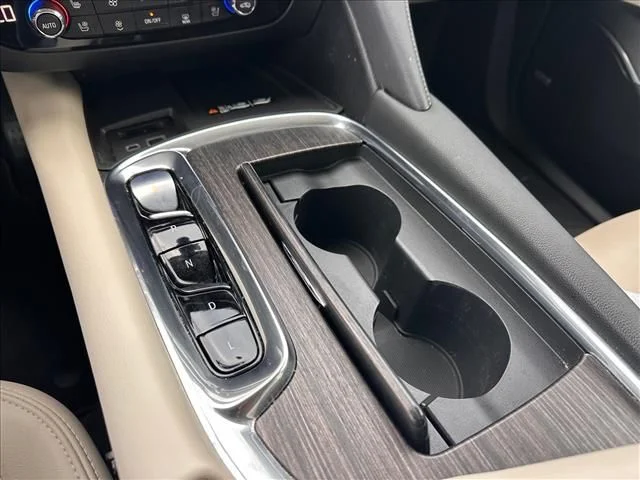 Used 2023 Red Buick Avenir image 31