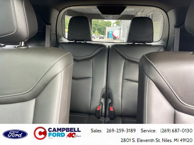 Used 2024 Silver Metallic Cadillac Premium Luxury image 30