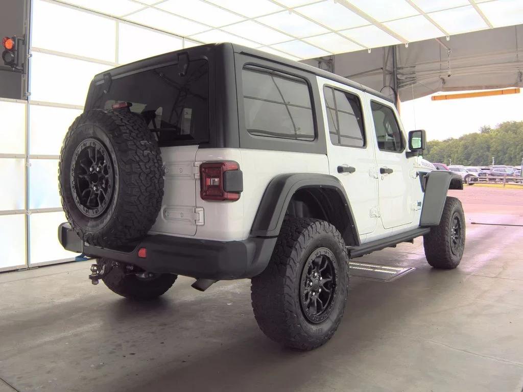 Used 2023 White Jeep Rubicon 20th Anniversary Edition 4xe image 2