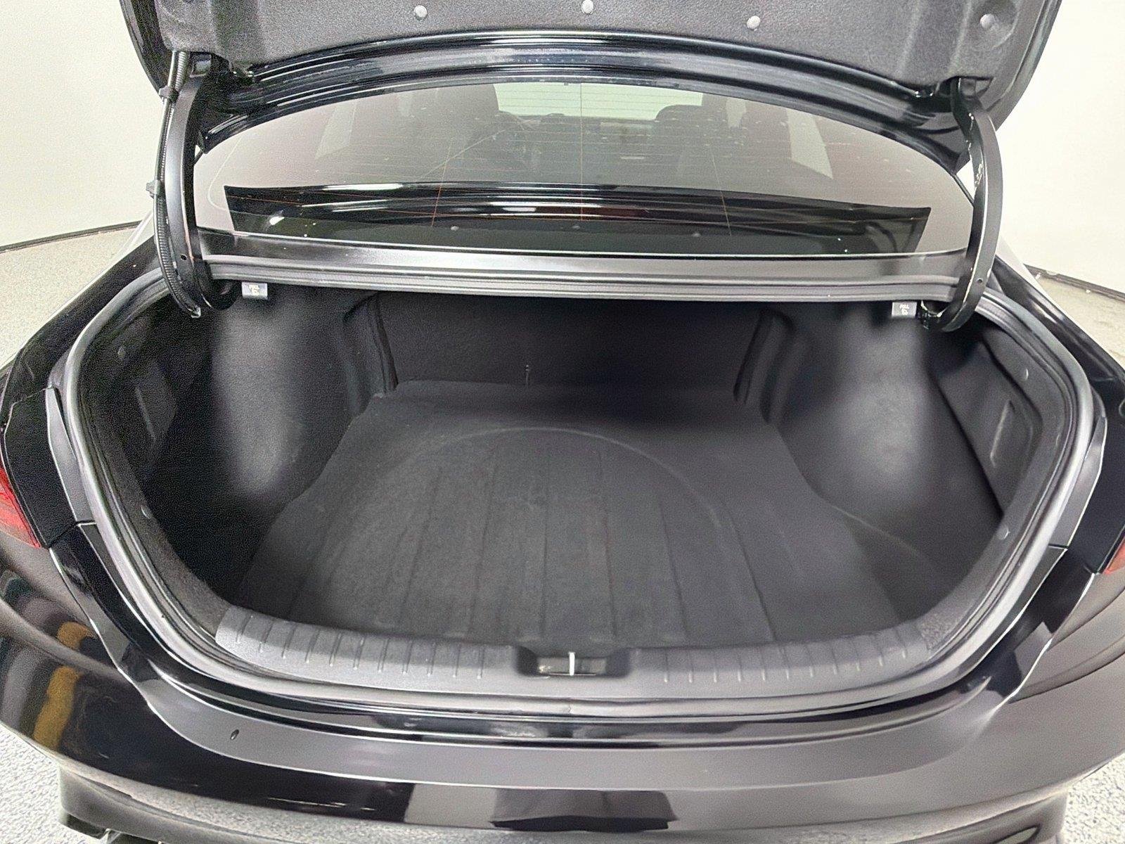 Used 2022 Aurora Black Kia GT-Line image 26