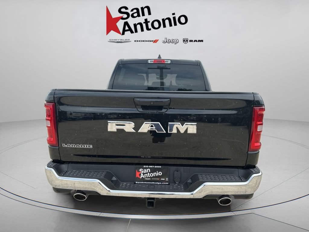 New 2026 Diamond Black Crystal Pearl-Coat Exterior Paint RAM Laramie image 12