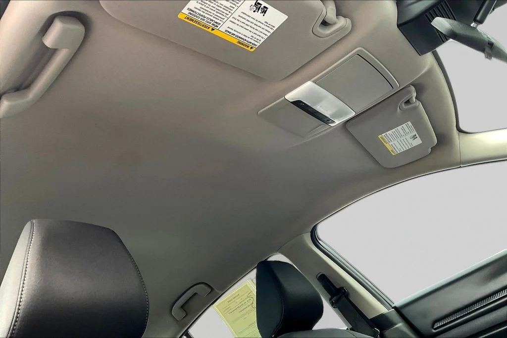 Used 2024 Gray Nissan 2.5 SV image 30