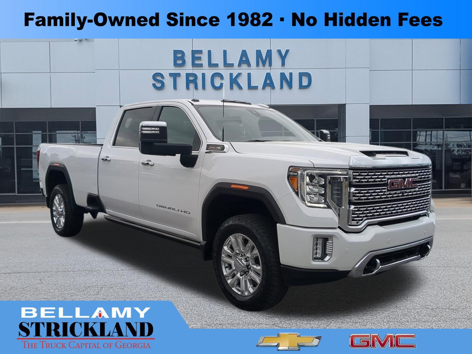 2023 GMC Sierra 4WD Crew Cab Standard Box Denali's photo