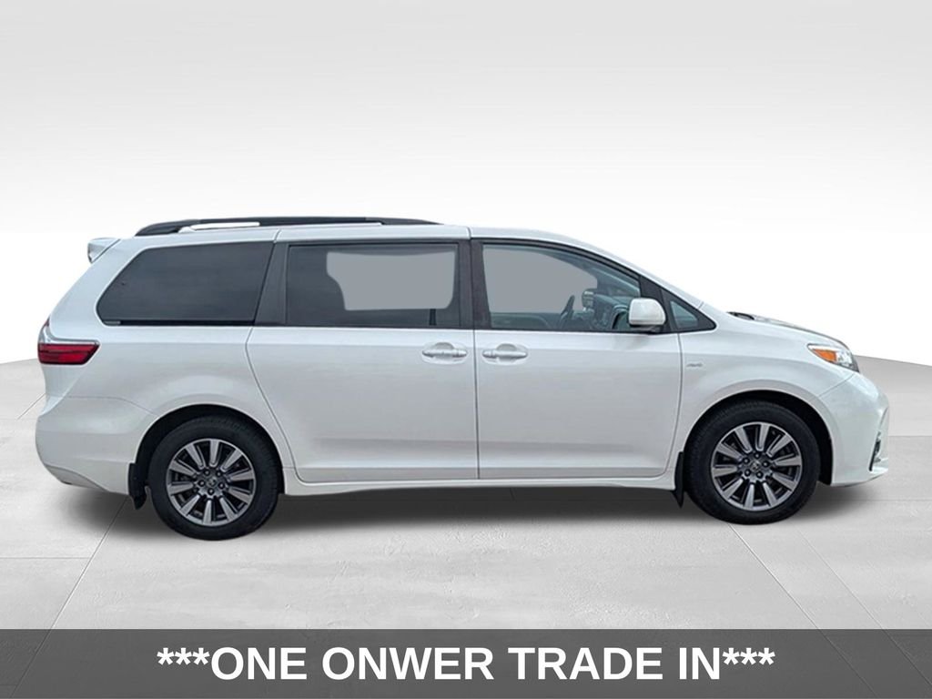 Used 2020 Toyota Sienna XLE with VIN 5TDDZ3DC8LS252058 for sale in Inver Grove Heights, Minnesota
