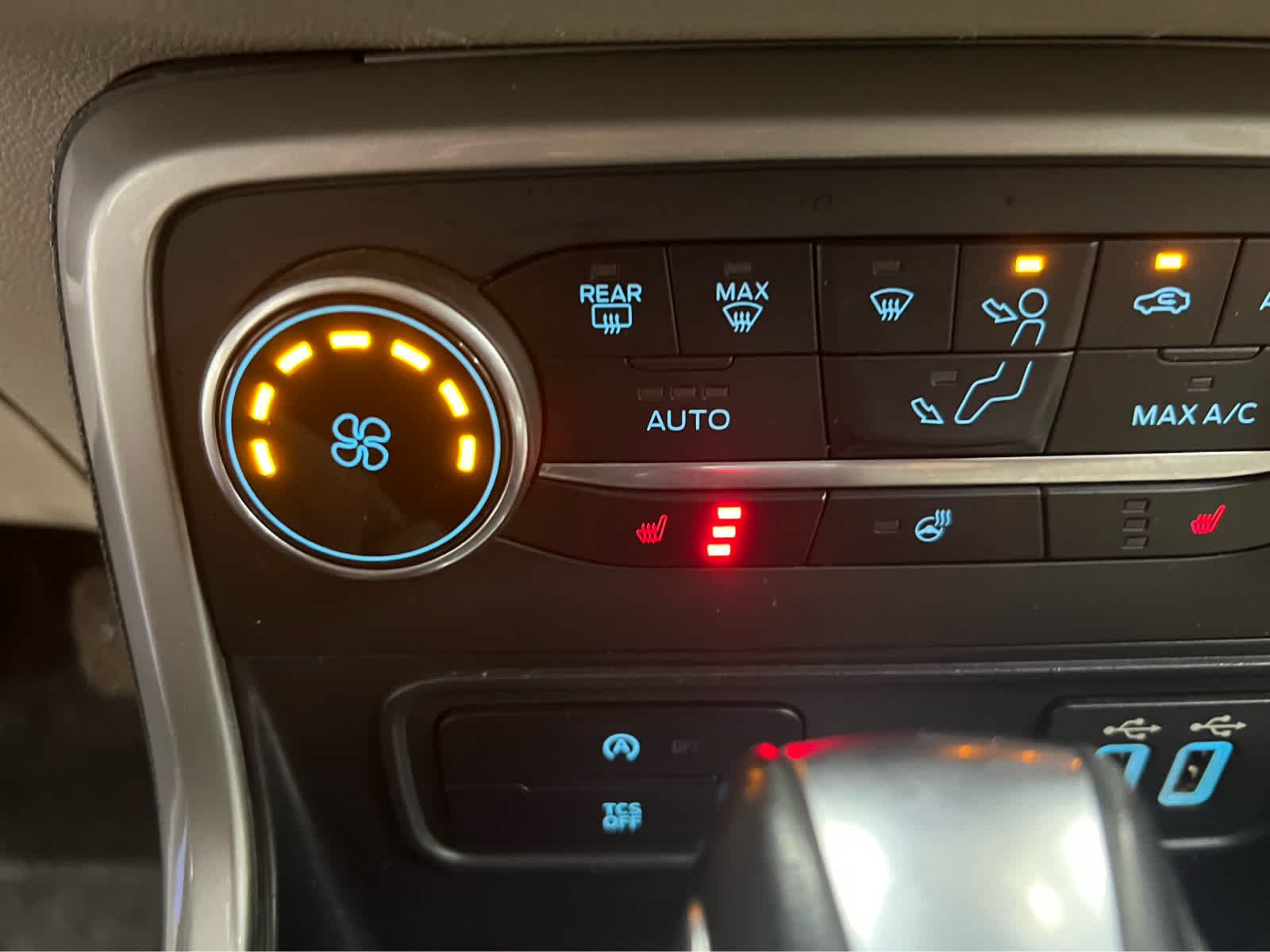 Used 2021 Shadow Black Ford Titanium image 6