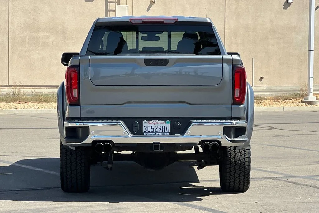 Used 2021 Gray GMC SLT image 6