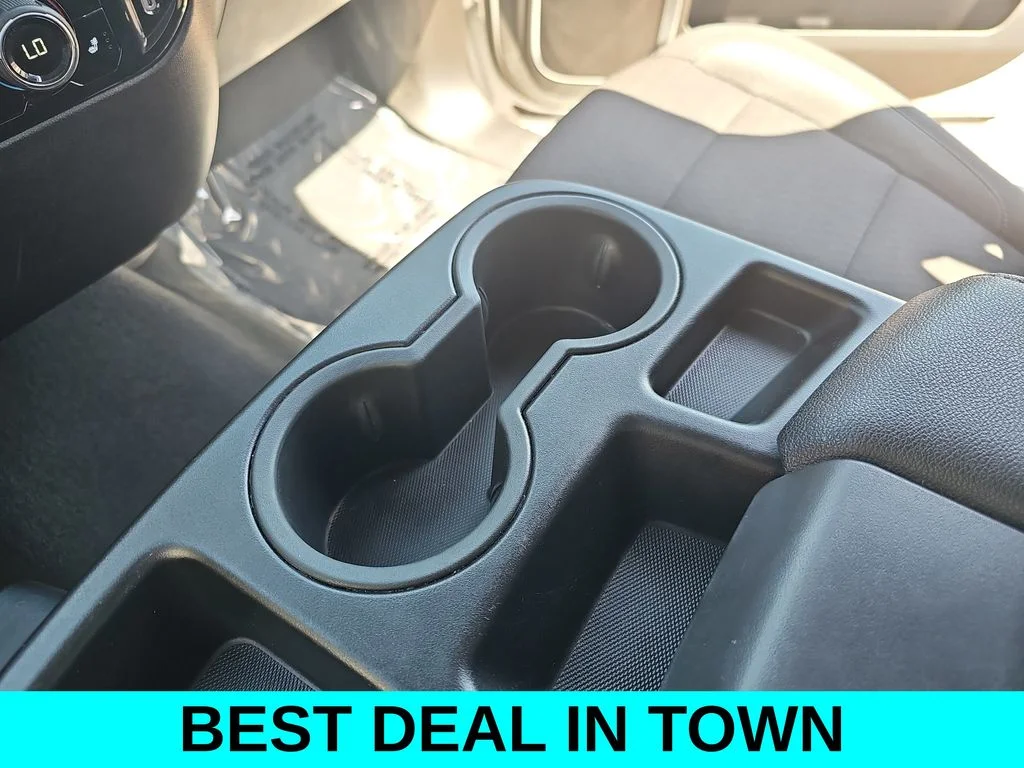 Used 2025 White Chevrolet LT image 16