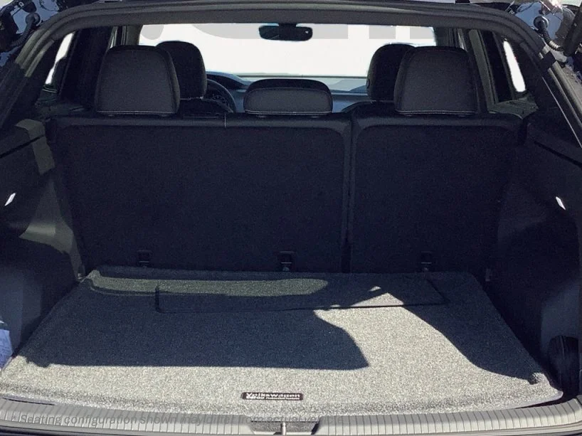 New 2026 DEEP BLACK Volkswagen 2.0T SE w/Technology image 14