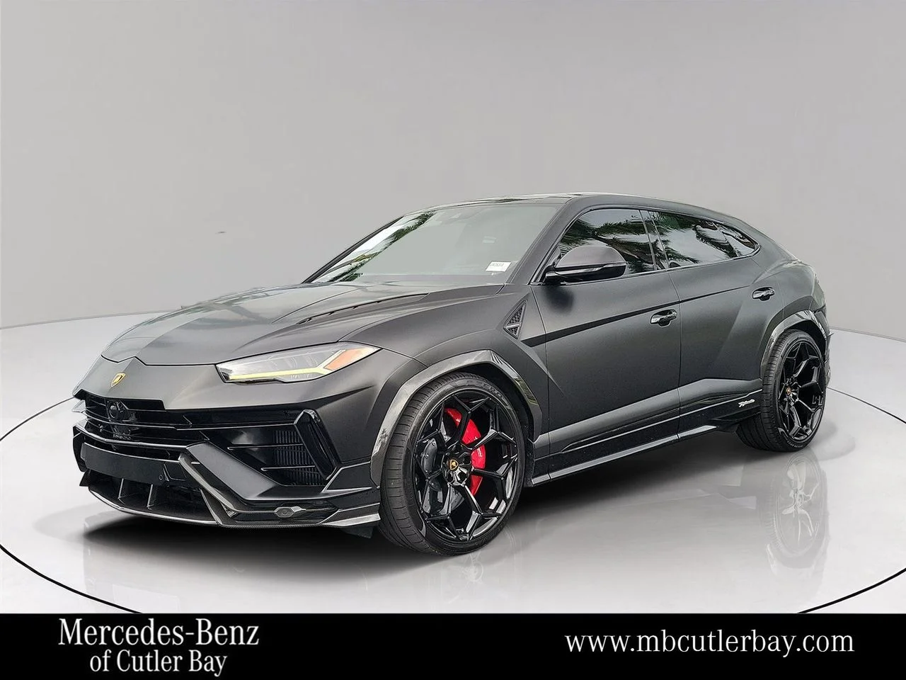 2023 Lamborghini Urus Performante