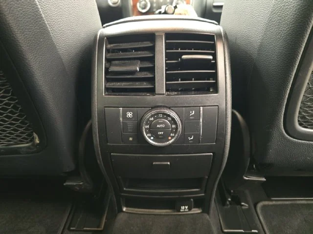 Used 2011 Arctic White Mercedes-Benz GL 450 image 13