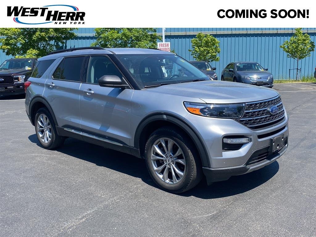2023 Ford Explorer XLT 4WD's photo
