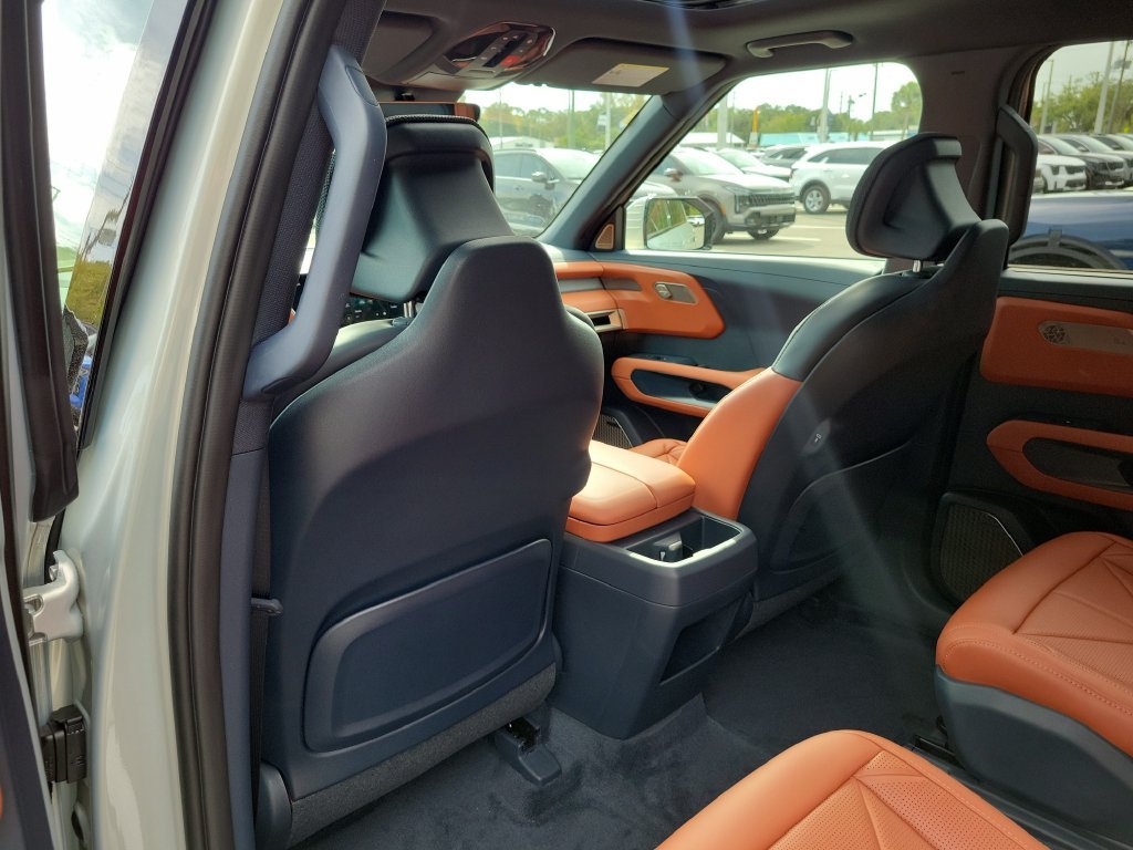 New 2027 Ivory Silver Kia SX image 15