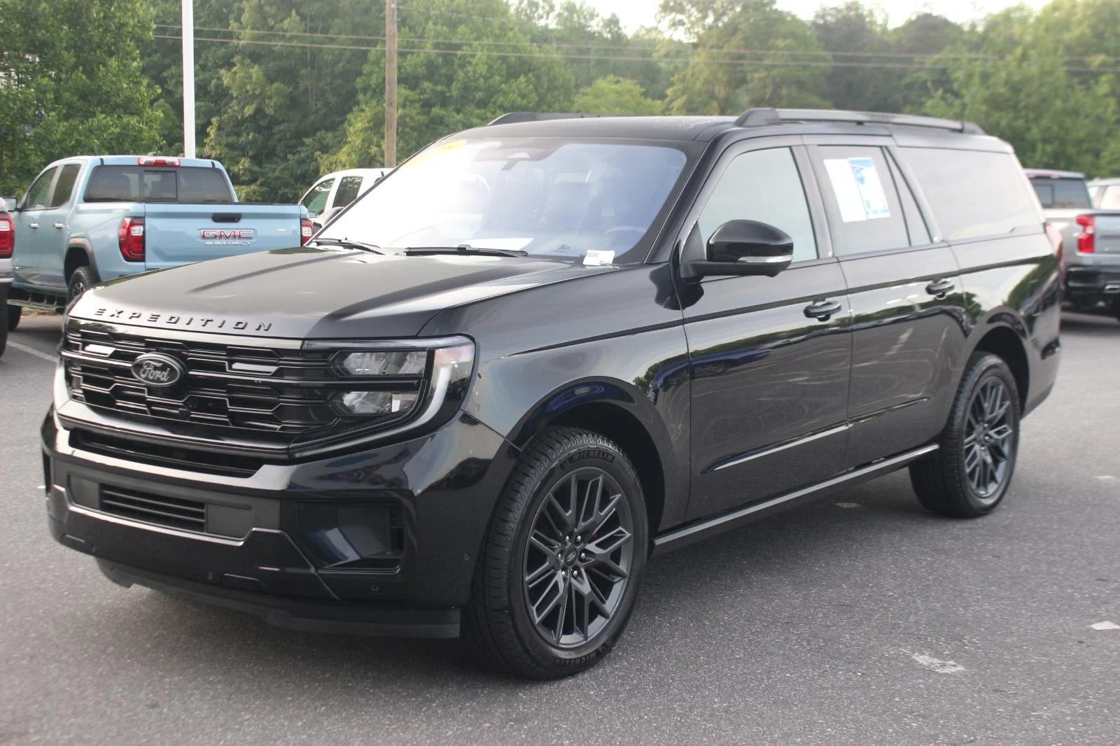 Used 2025 Black Ford Platinum image 3
