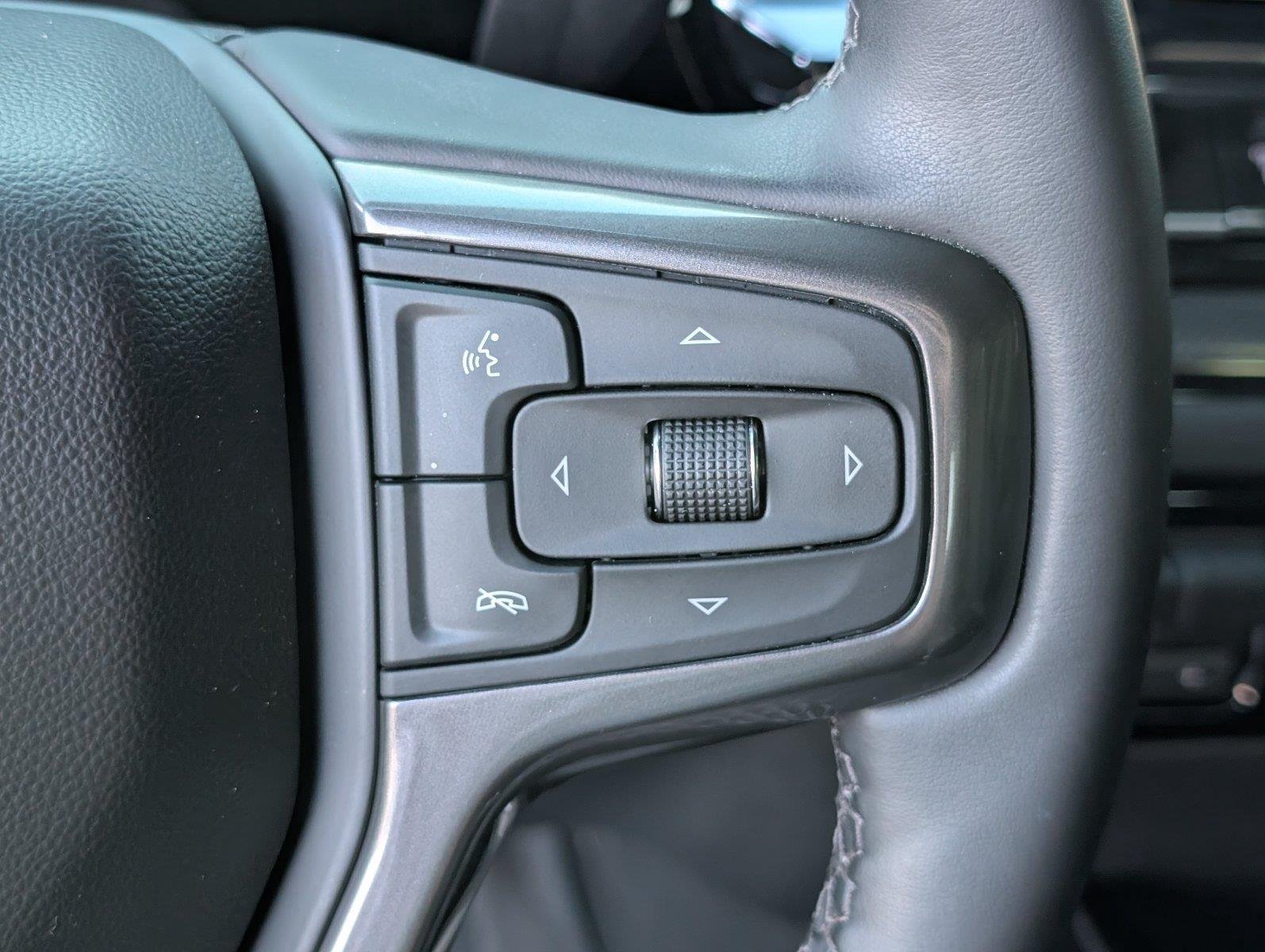 Used 2026 Black Chevrolet ZR2 image 28