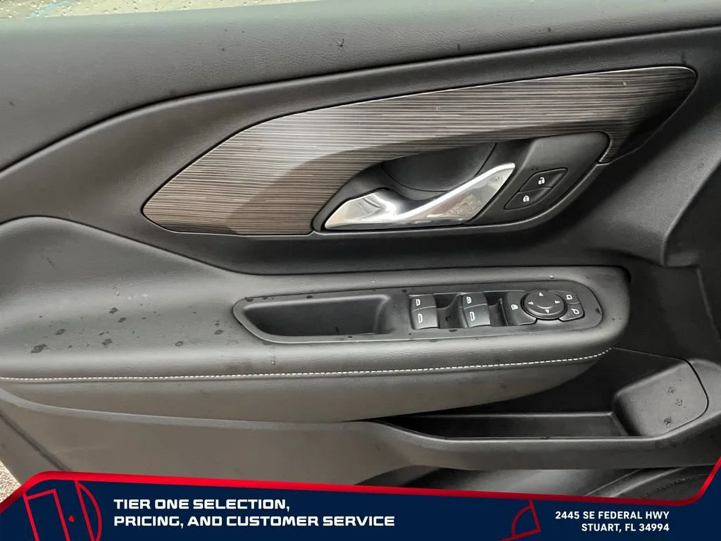 Used 2024 Summit White GMC SLE image 24