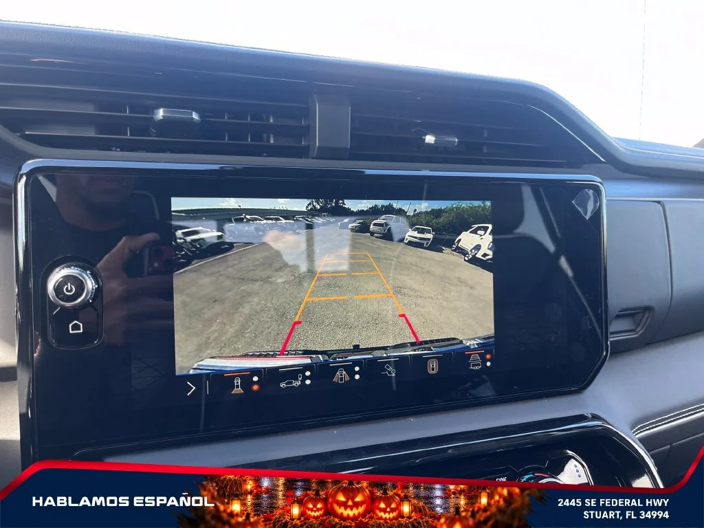 New 2026 Sterling Metallic GMC AT4X image 31