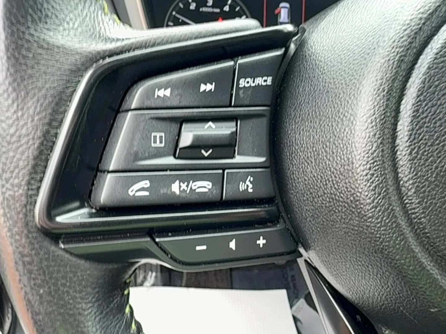 Used 2024 Magnetite Gray Metallic Subaru Onyx Edition image 21
