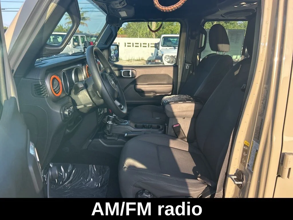 Used 2020 Beige Jeep Sport image 10
