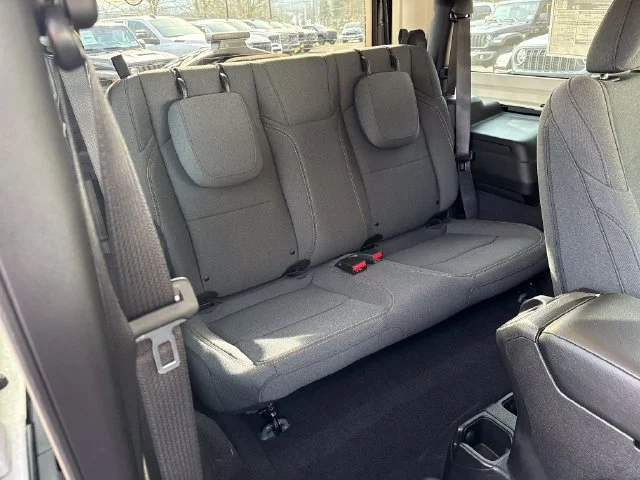 2026 Jeep Wrangler 2-Door Willys - Photo 10