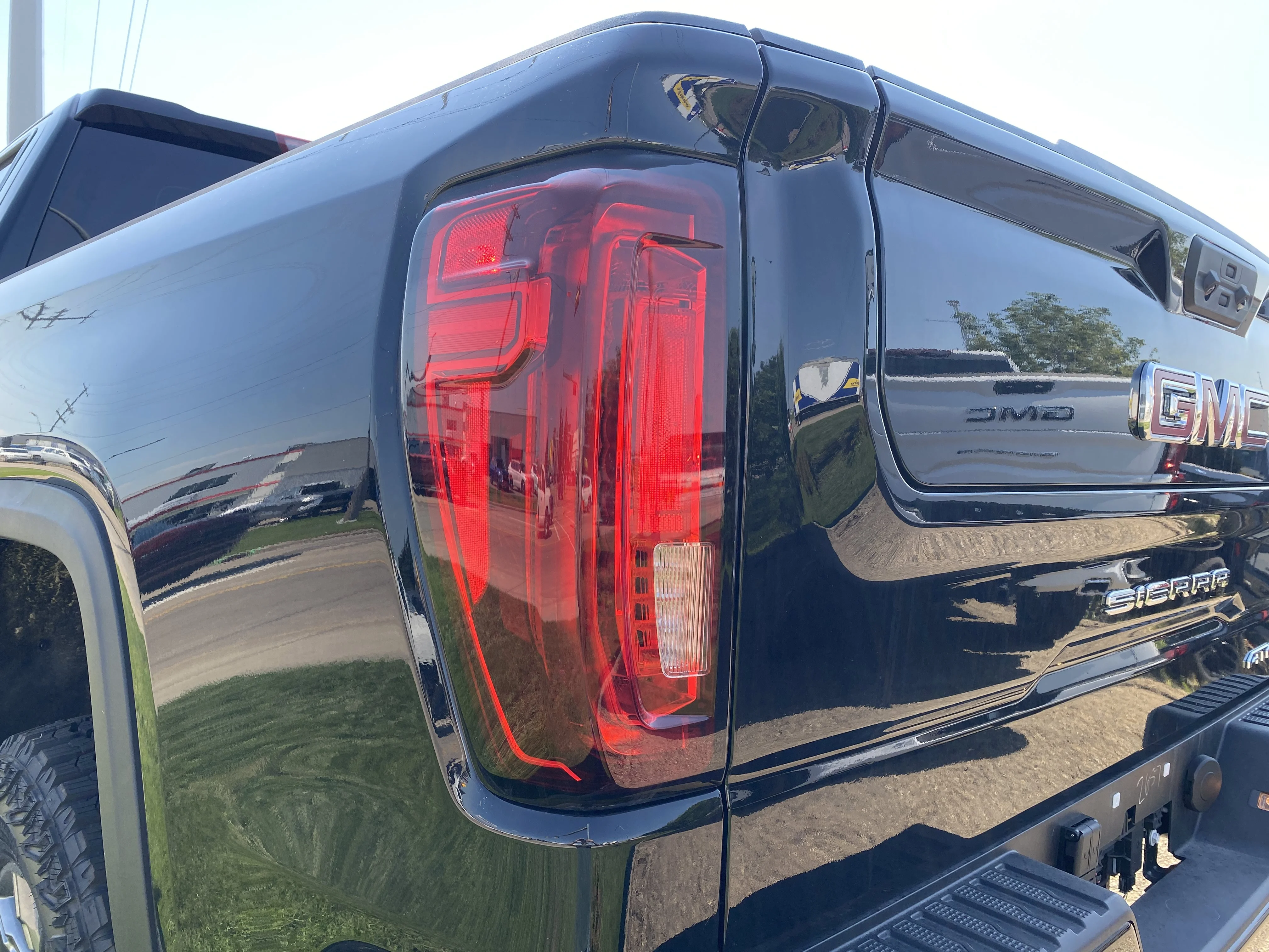 New 2026 ONYX BLACK GMC AT4X image 10