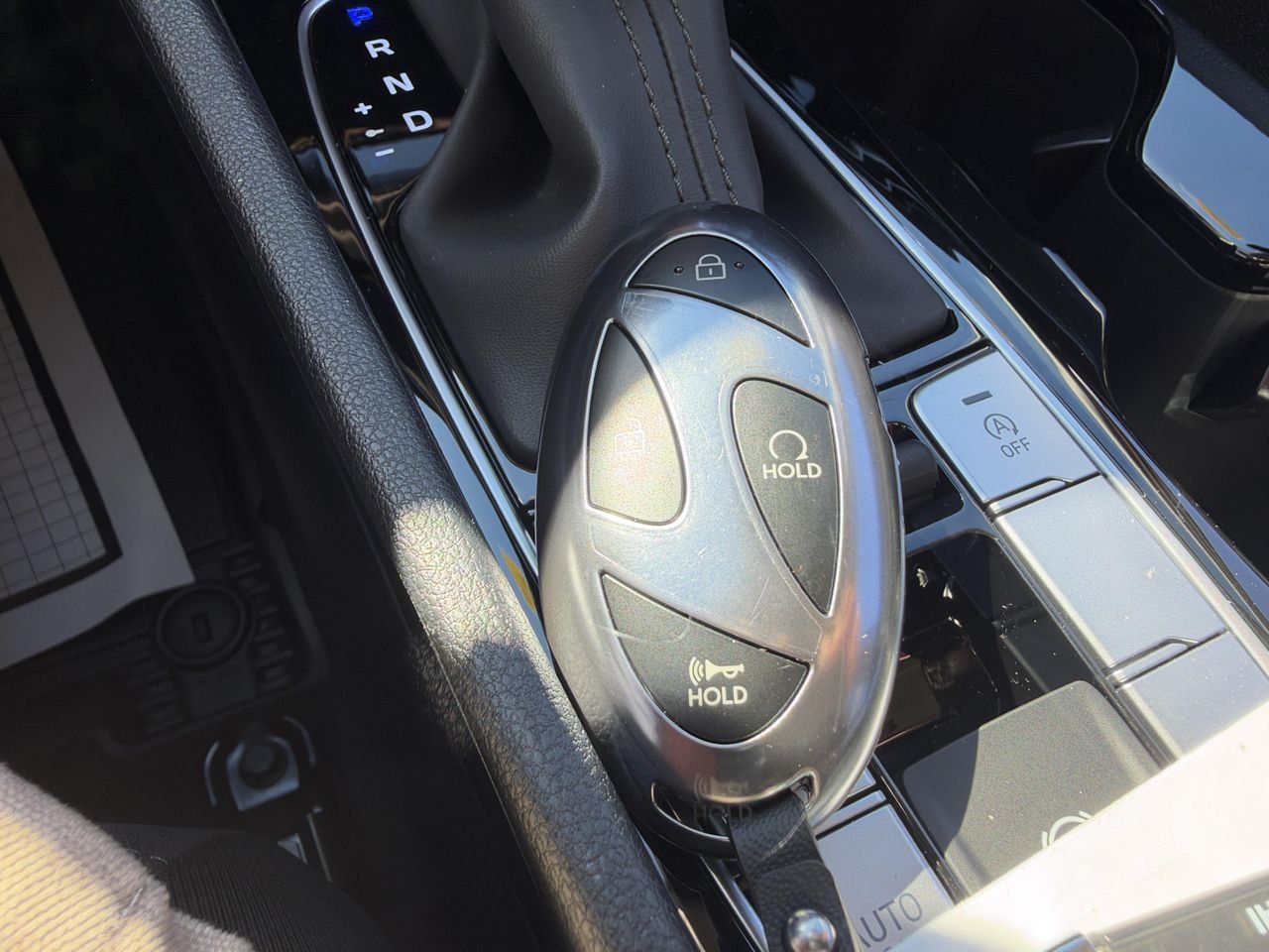 New 2026 White Pearl Hyundai SEL AWD image 43