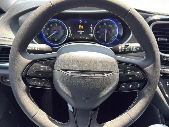 New 2027 White/off-white Chrysler Limited image 20