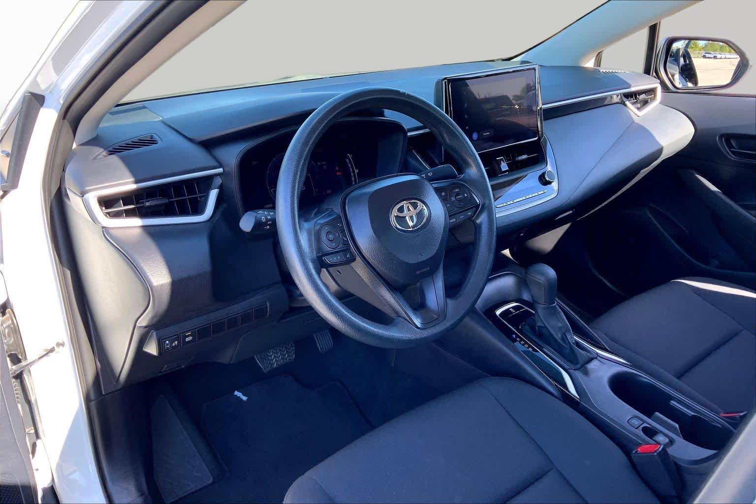 Used 2026 Ice Cap Toyota LE image 17