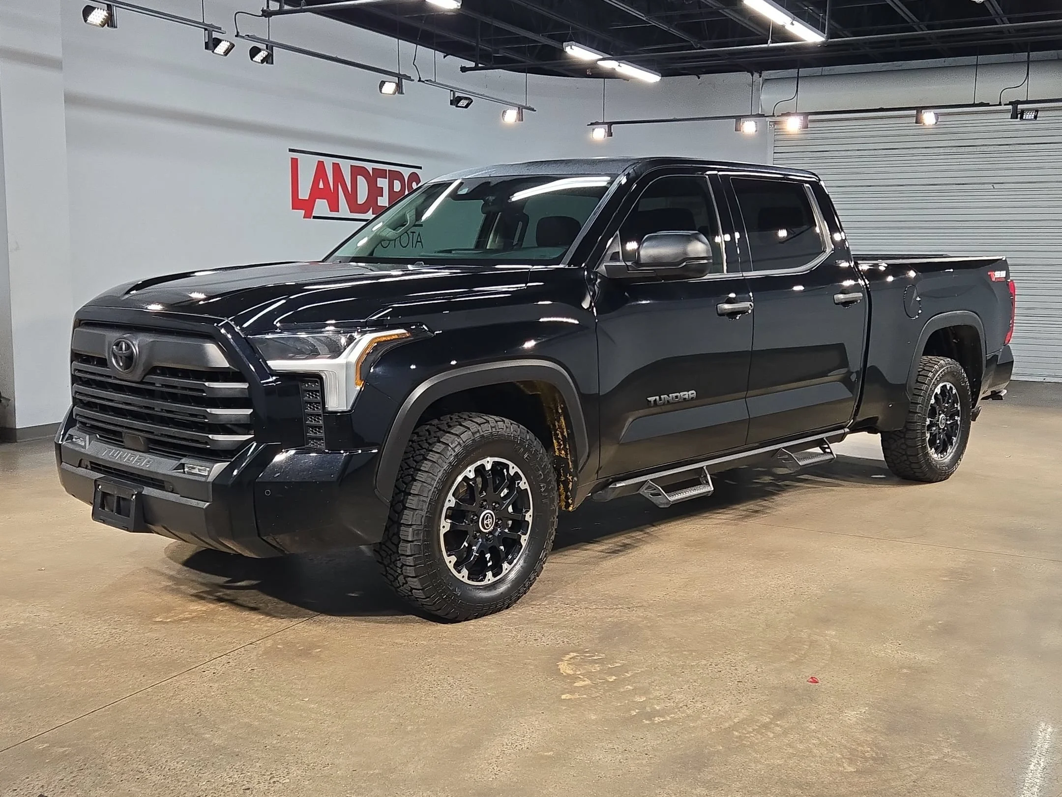 Used 2023 Midnight Black Metallic Toyota SR5 image 3