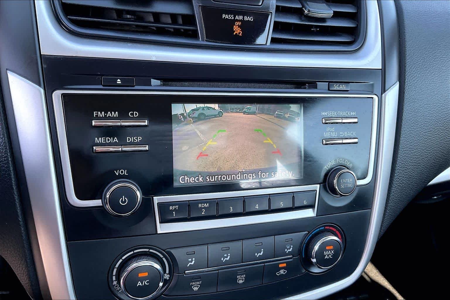 Used 2018 Super Black Nissan 2.5 S image 23