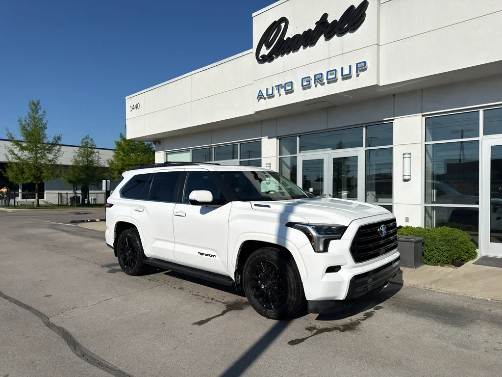 2024 Toyota Sequoia SR5 4WD i-FORCE MAX Hybrid's photo