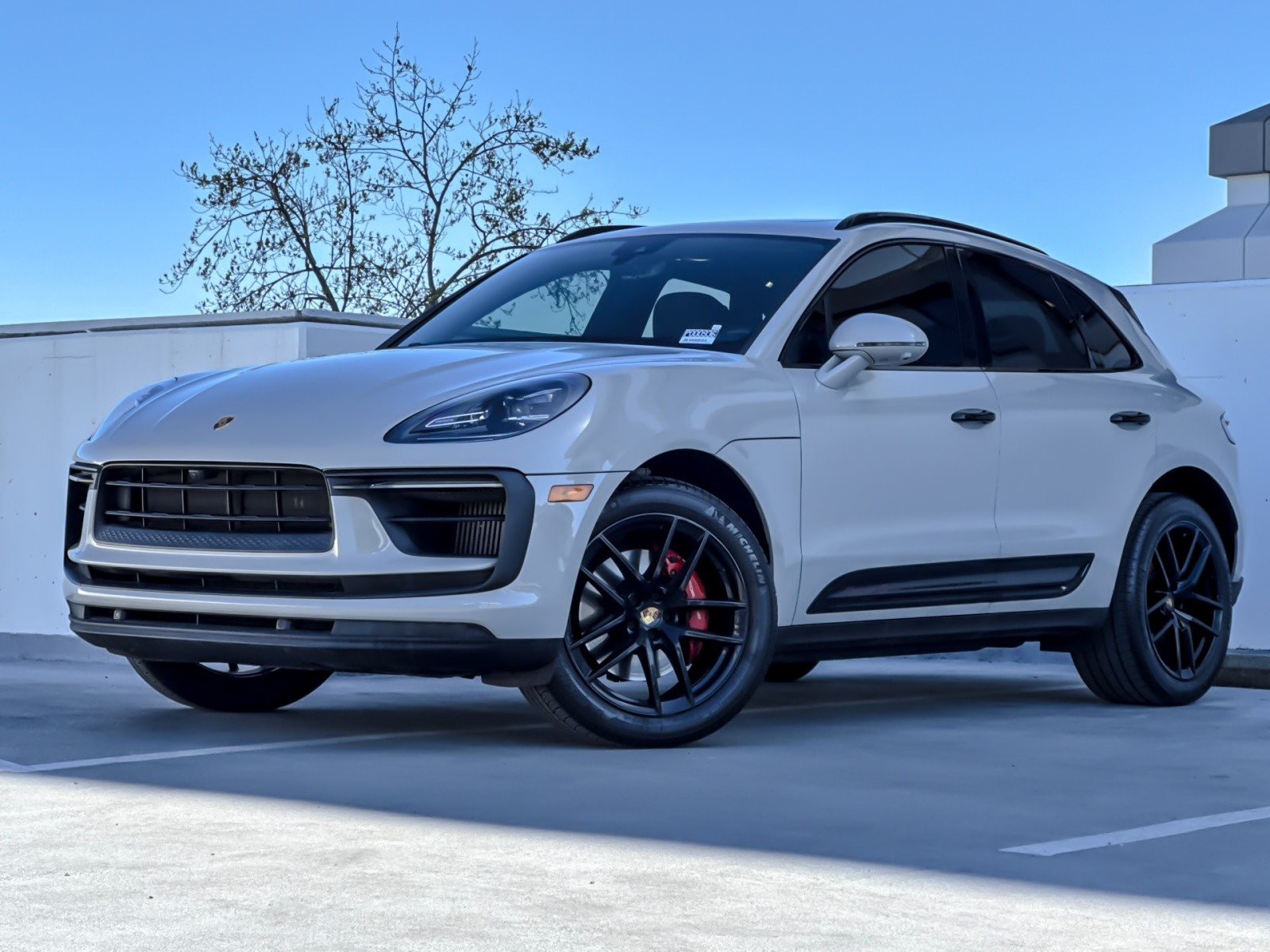 2022 Porsche Macan S