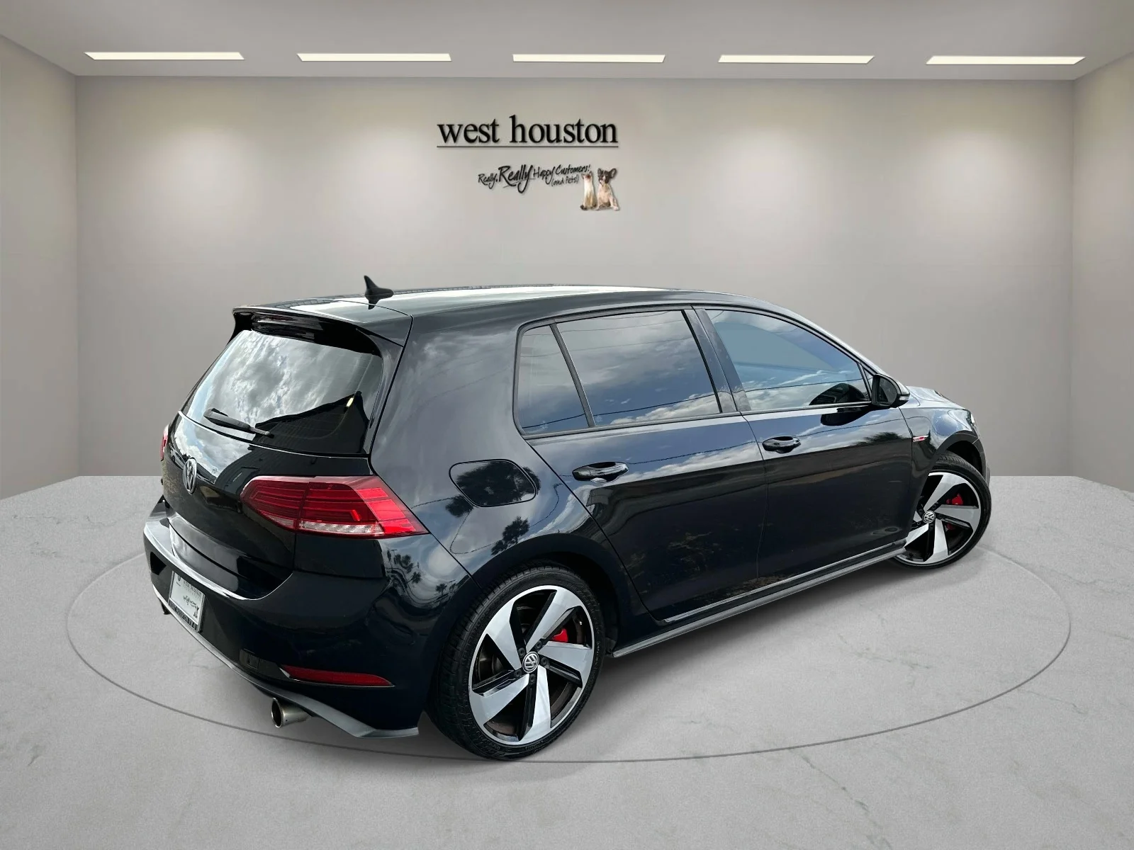 Used 2020 Black Volkswagen 2.0T S DSG image 5