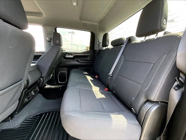 Used 2023 SUMMIT WHITE Chevrolet LT image 15