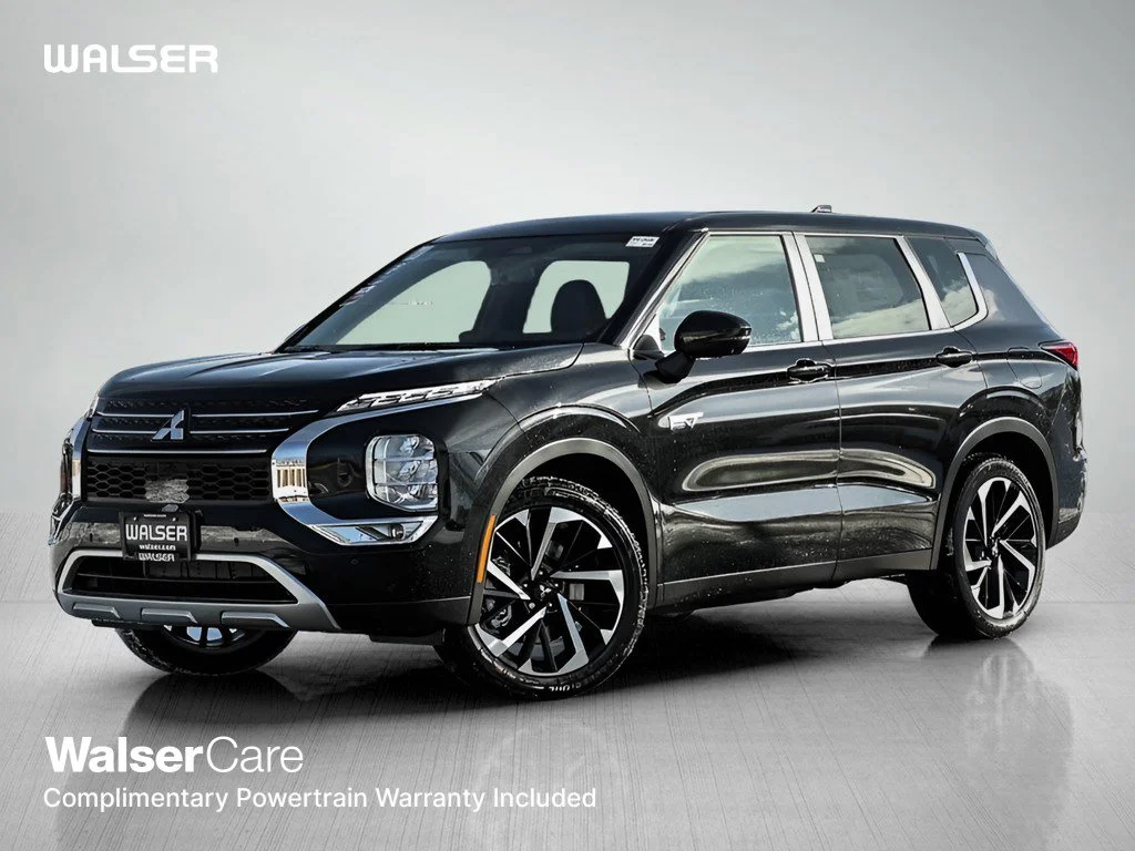 2025 Mitsubishi Outlander Plug-in Hybrid SE S-AWC's photo