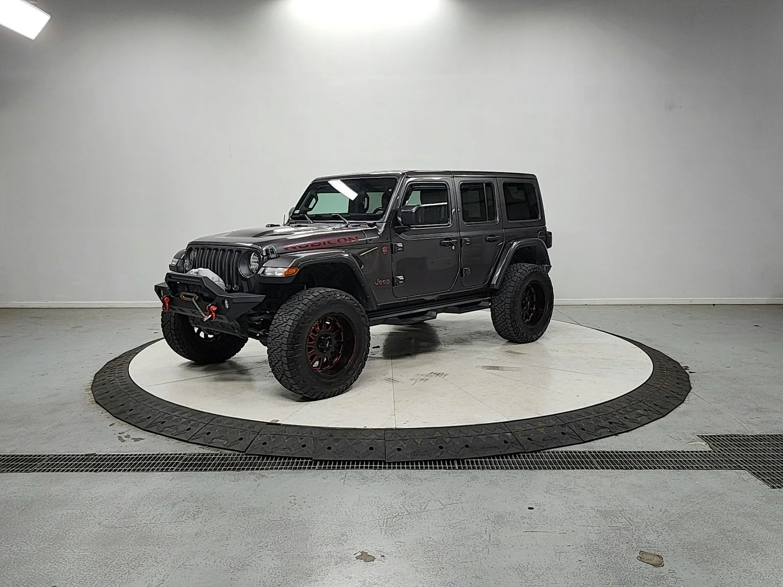 Used 2021 Gray Jeep Unlimited Rubicon image 3