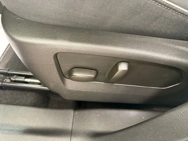 2023 Buick Envision Essence - Photo 21