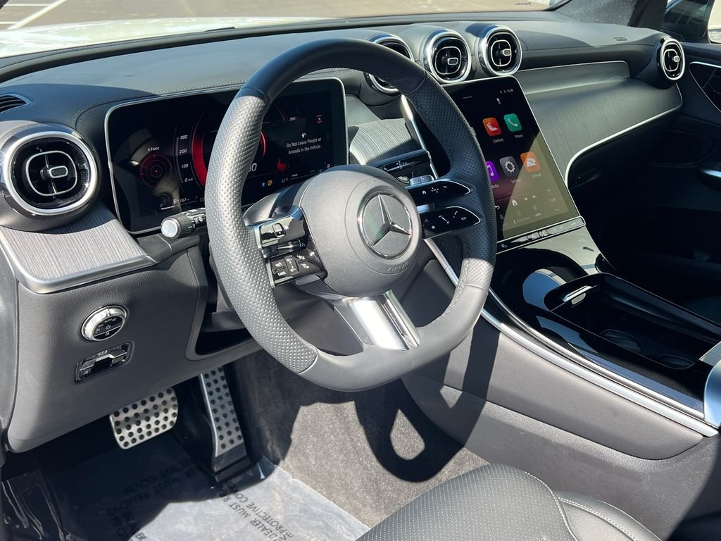 Certified Used 2025 White Mercedes-Benz GLC 300 image 15