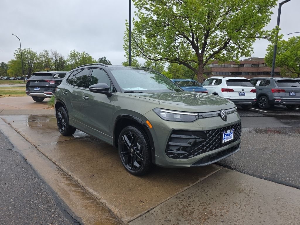 New 2026 Avocado Green w/Deep Black Roof Volkswagen 2.0T SE R-Line Black image 7