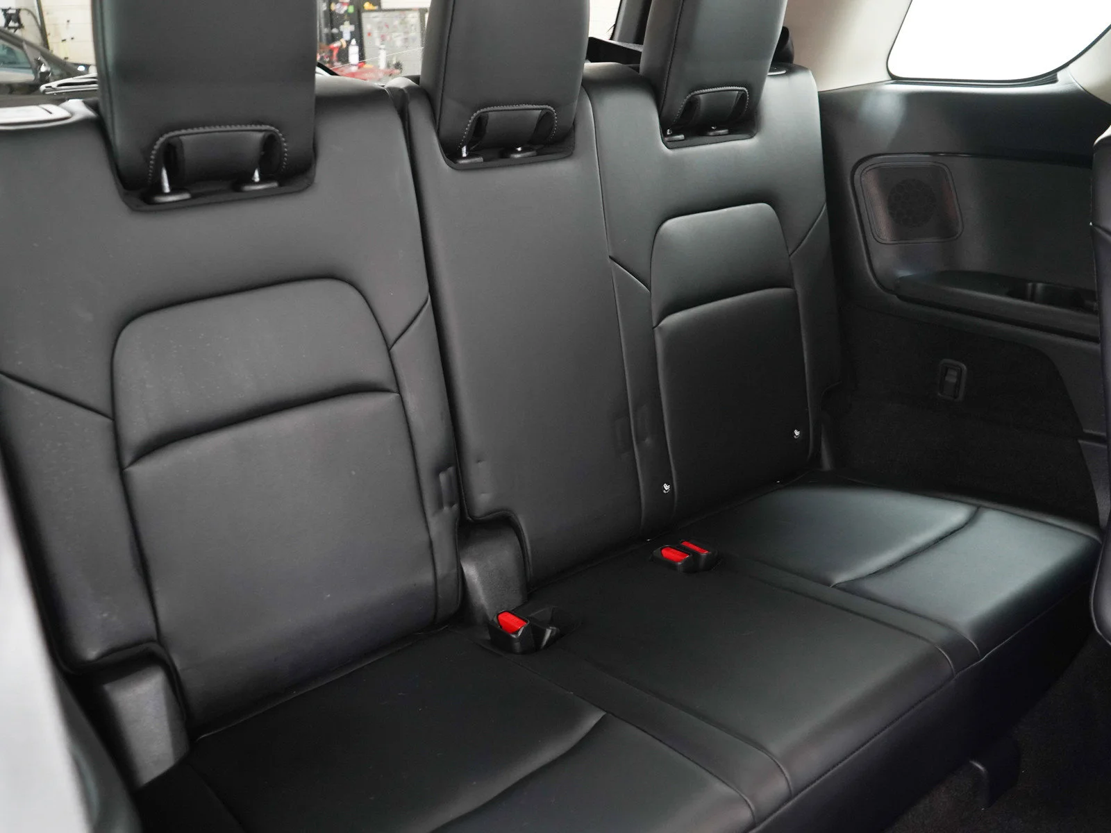 Used 2023 Super Black Nissan Platinum image 14