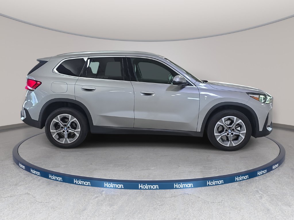 Certified Used 2023 Space Silver Metallic BMW xDrive28i image 6