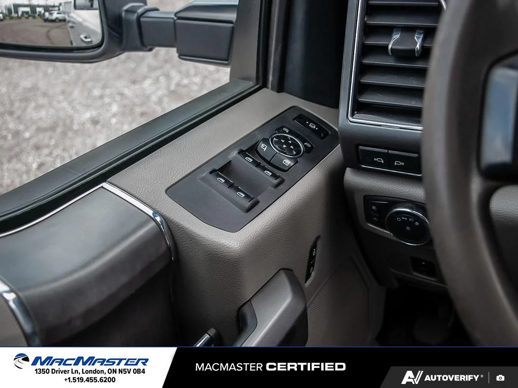 Used 2020  Ford  image 20