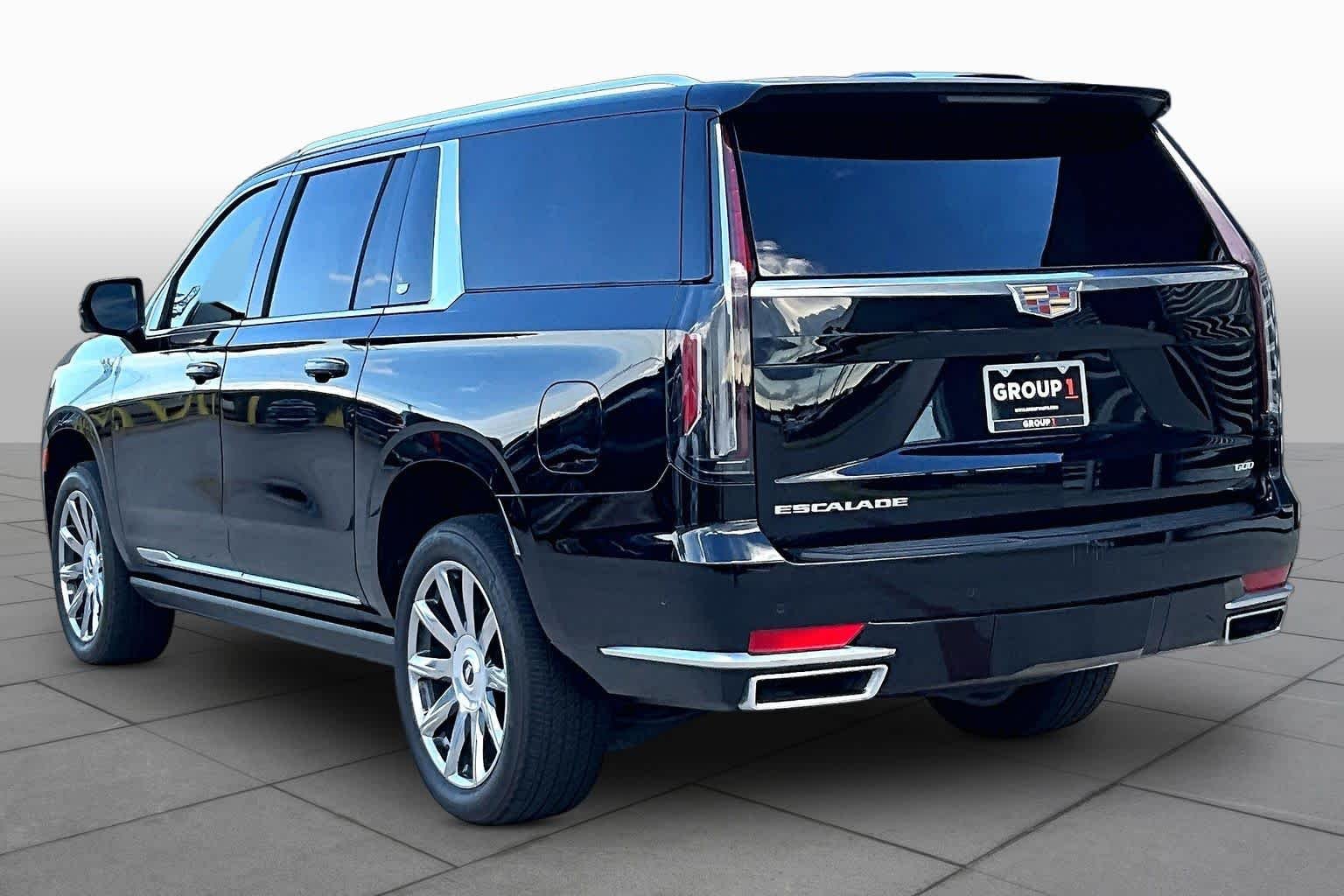 Used 2023 Black Raven Cadillac 4WD Premium Luxury Platinum image 12