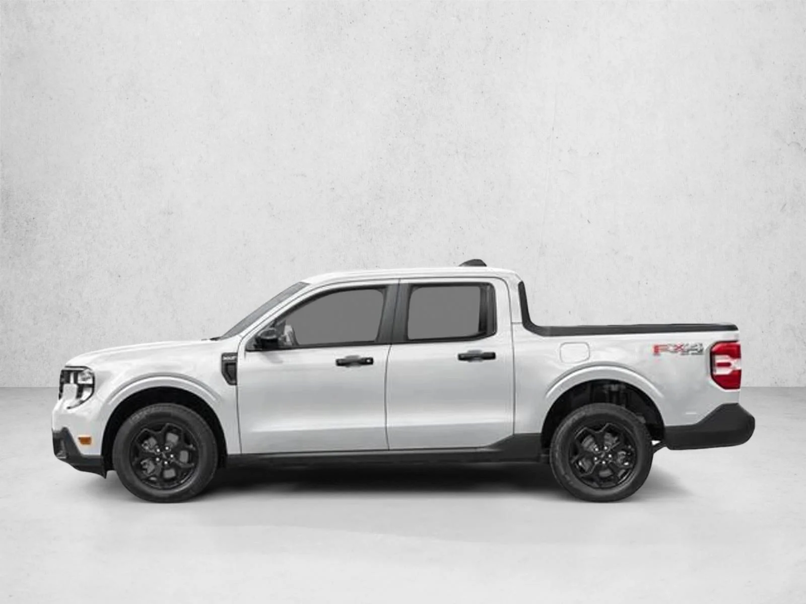 New 2026 Space White Metallic Ford XLT image 3