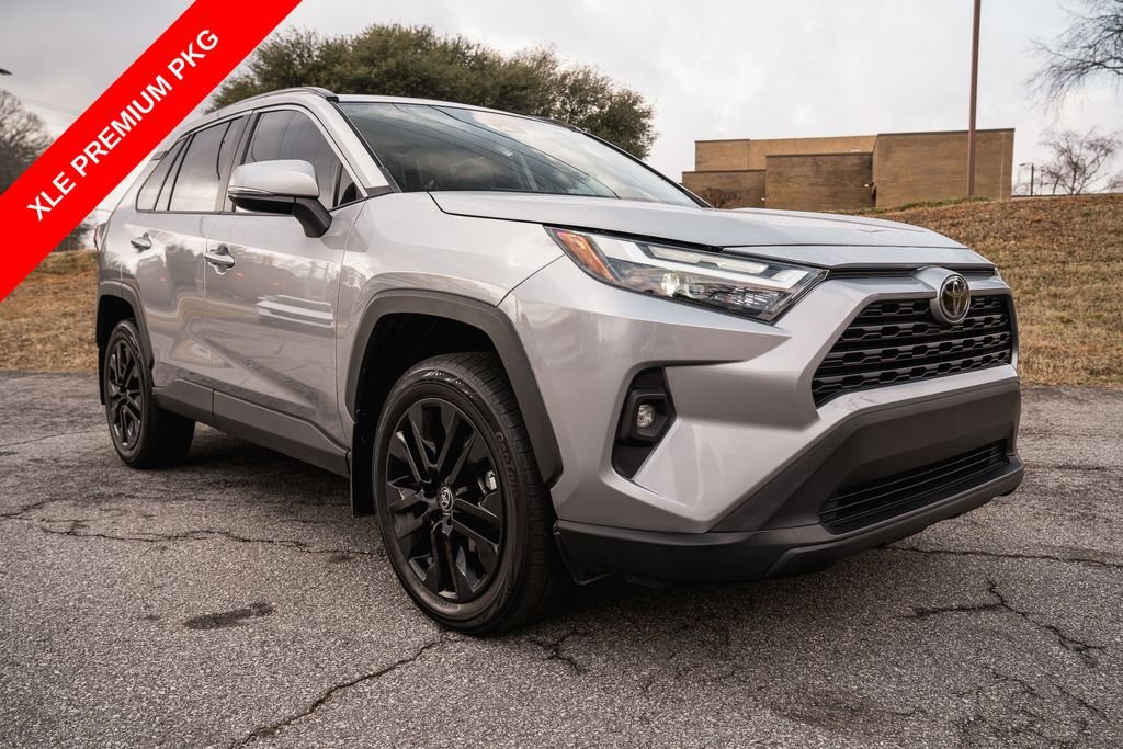 2024 Toyota RAV4 XLE Premium - Photo 10