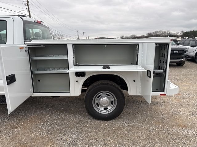New 2026 Oxford White Ford XL image 9