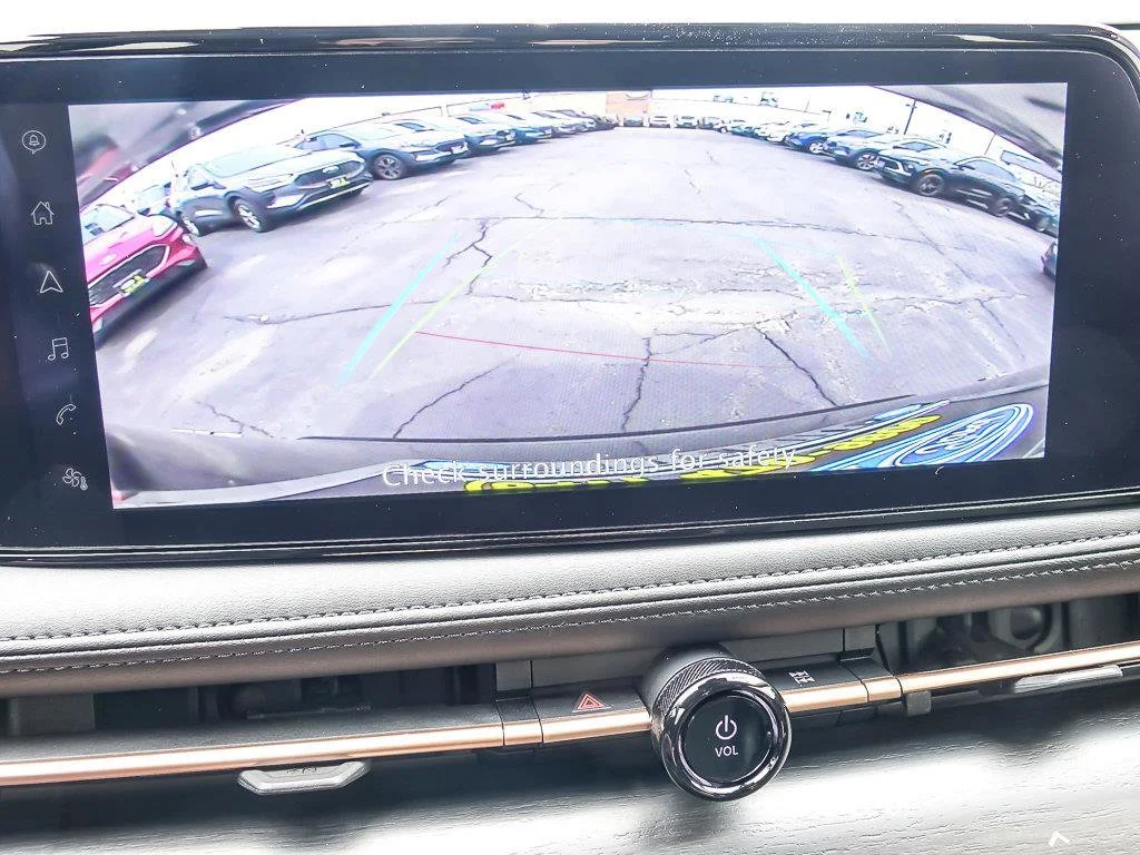 Used 2024 Black Diamond Pearl Nissan ENGAGE image 22