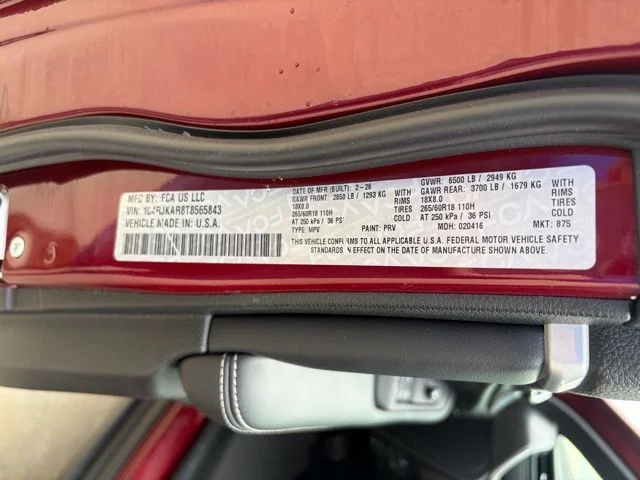 New 2026 Velvet Red Pearl-Coat Exterior Paint Jeep Altitude image 25