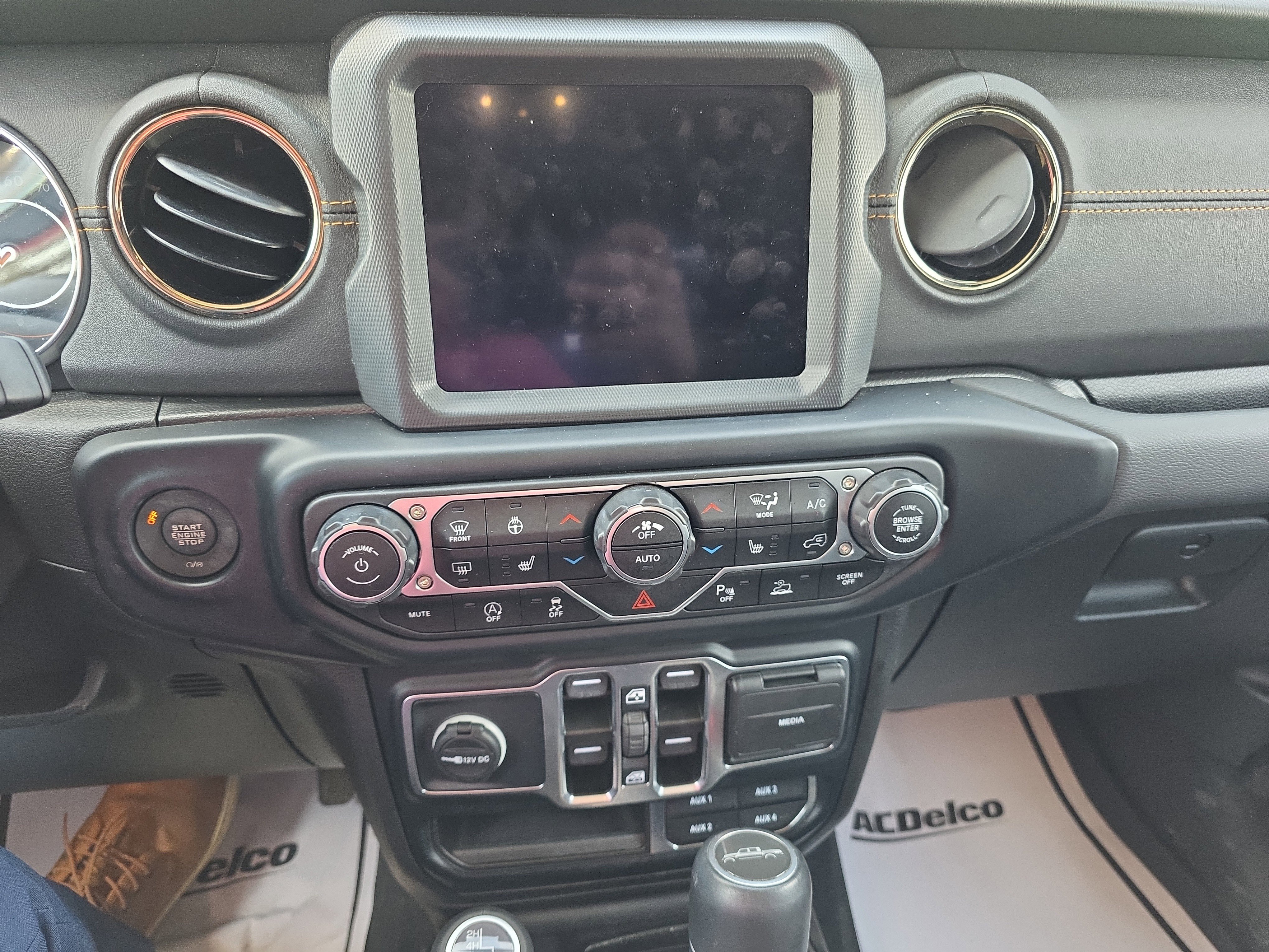 Used 2023 Bright White Clearcoat Jeep High Altitude image 14